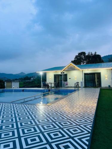 Karjat Villa | The Crystal Villa