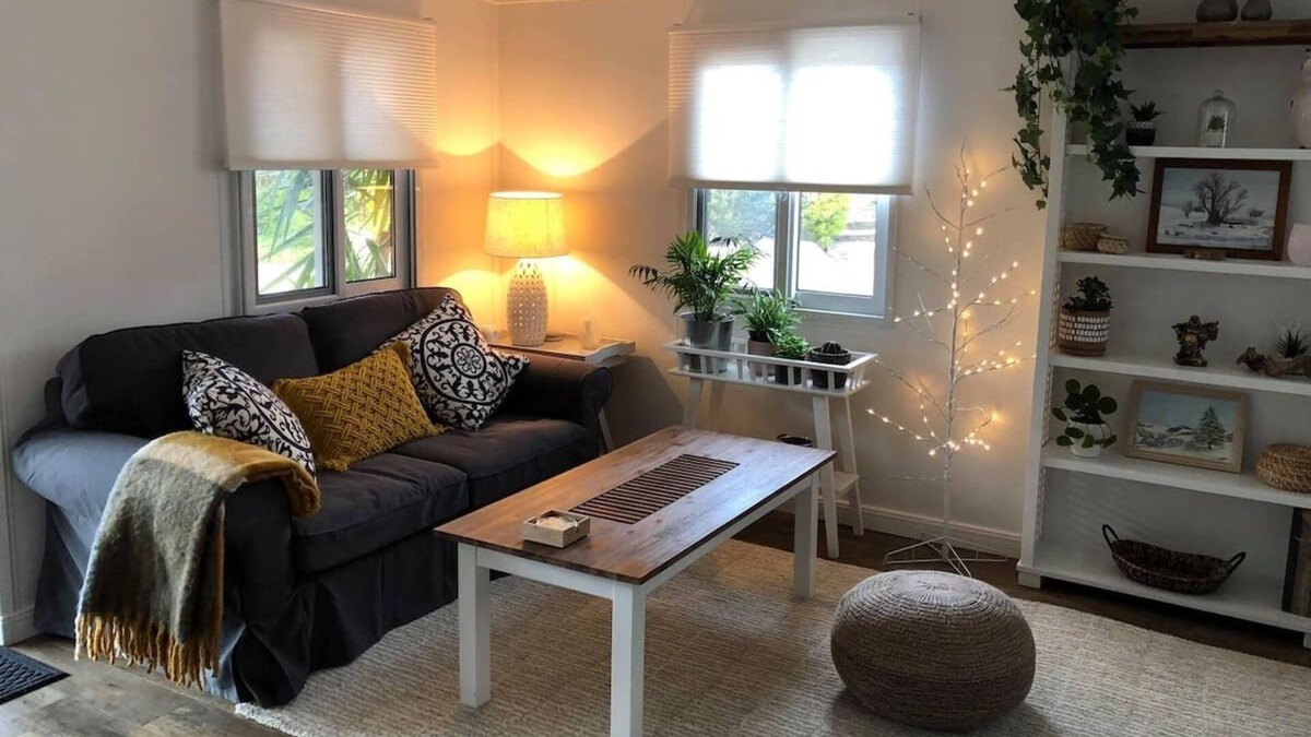 Little Hartley Cabin | The Cwtch - Cosy Home, with Breakfast Basket