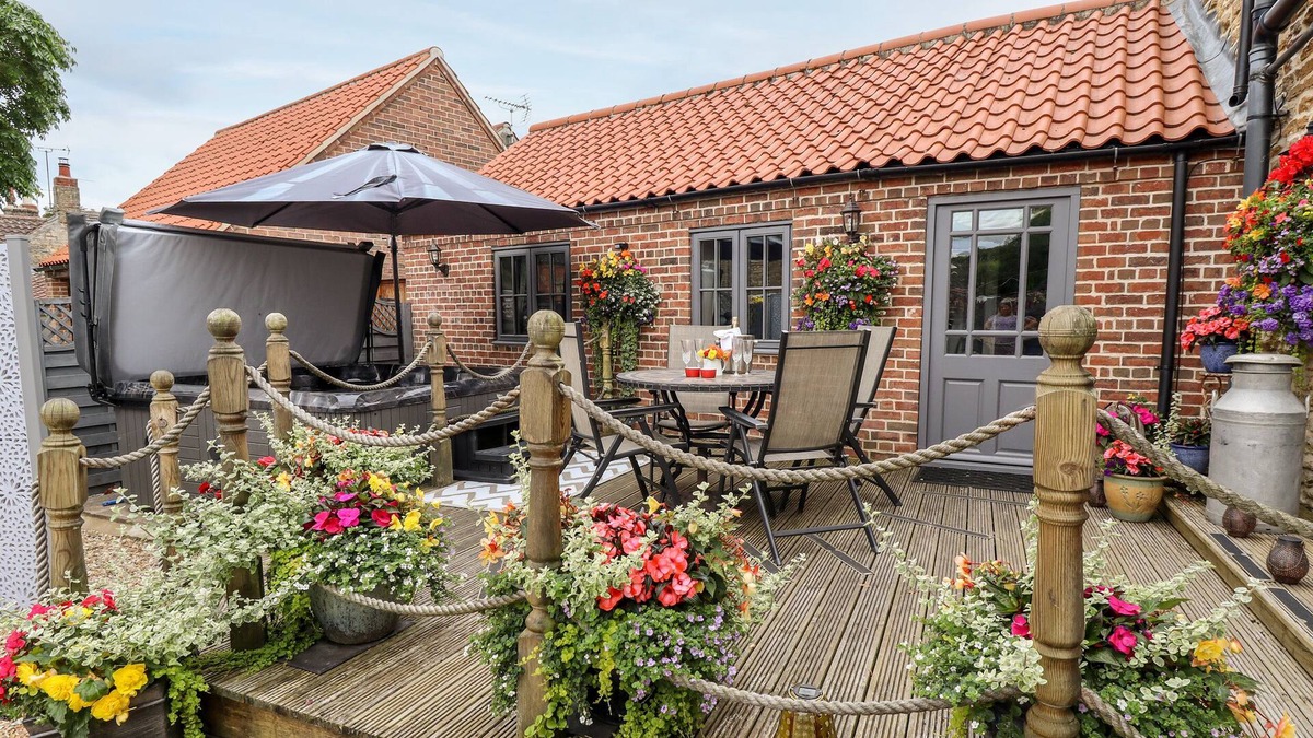 Sturton By Stow House | THE DAIRY BARN, family friendly, luxury holiday cottage in Ingham