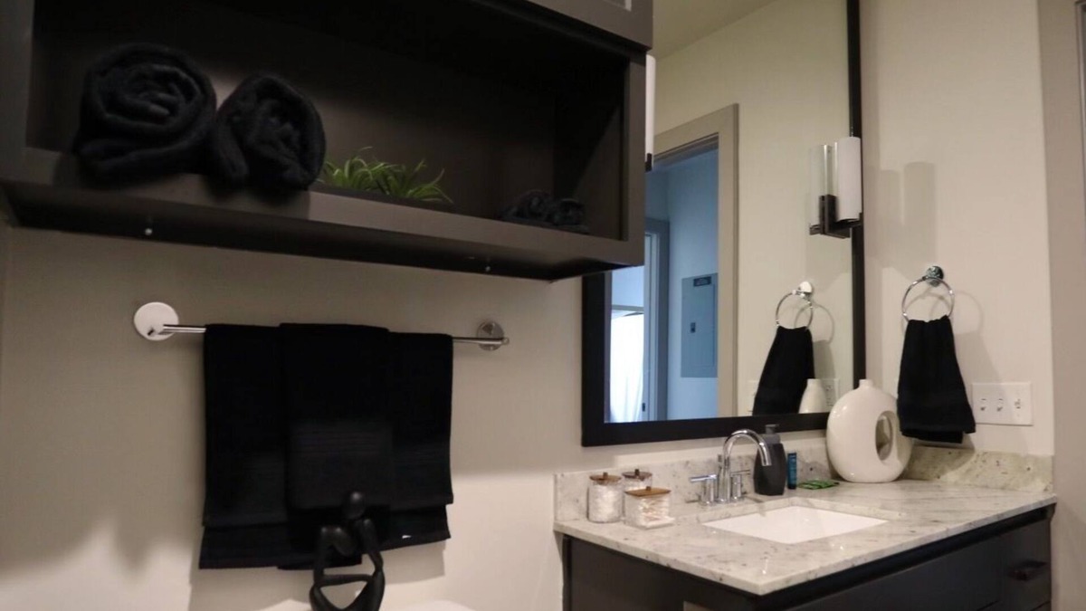 Uptown Condo | The Dallas Getaway
