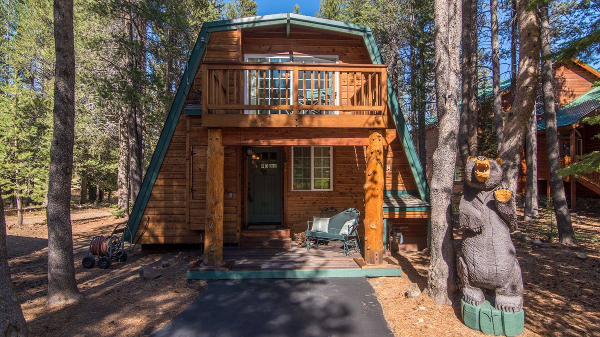 Truckee Cabin | The Davos Cabin, Truckee (2br+loft)