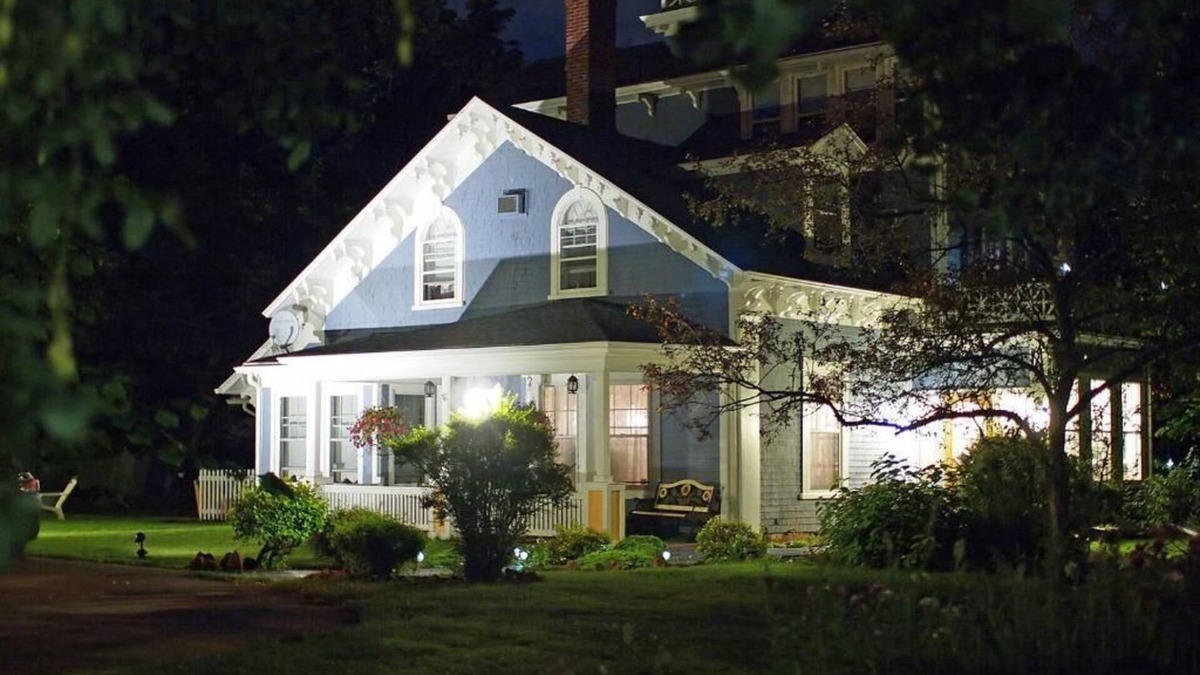 Charlottetown Bed & Breakfast | The Dawson House Bed & Breakfast