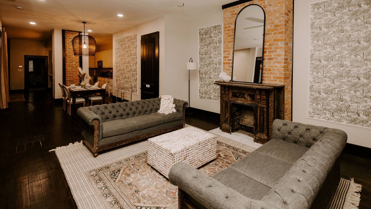 Dayton House | The Dayton Heritage House - Close to New Wedding Venues & UD/Downtown