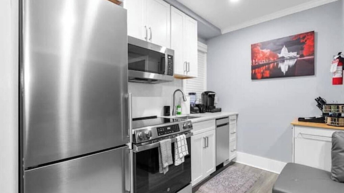 Kingman Park Apartment | The DC Getaway+2BD condo+Private Parking