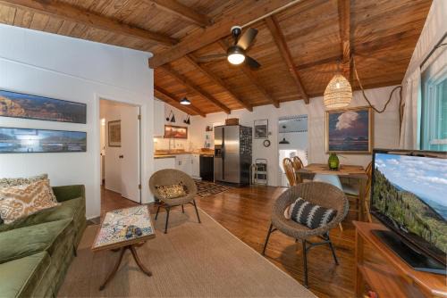 Cedar Mountain House | The Deep Forest Green Cottage