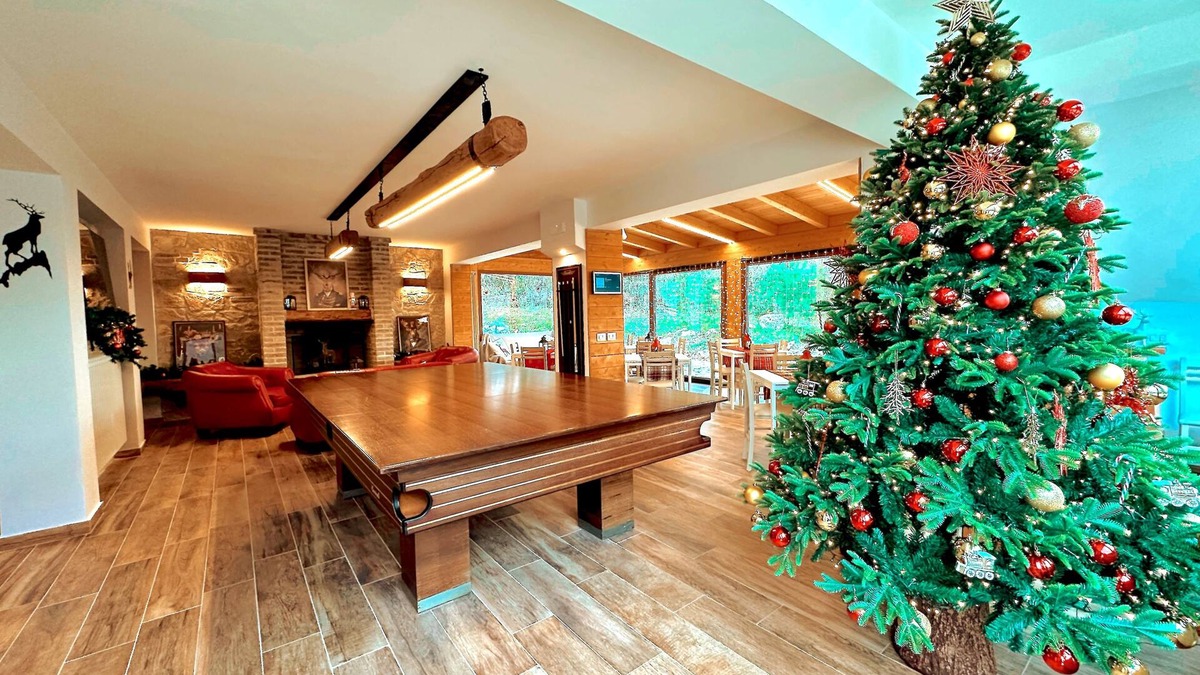 Pontone Bed & Breakfast | The Deer Cabin