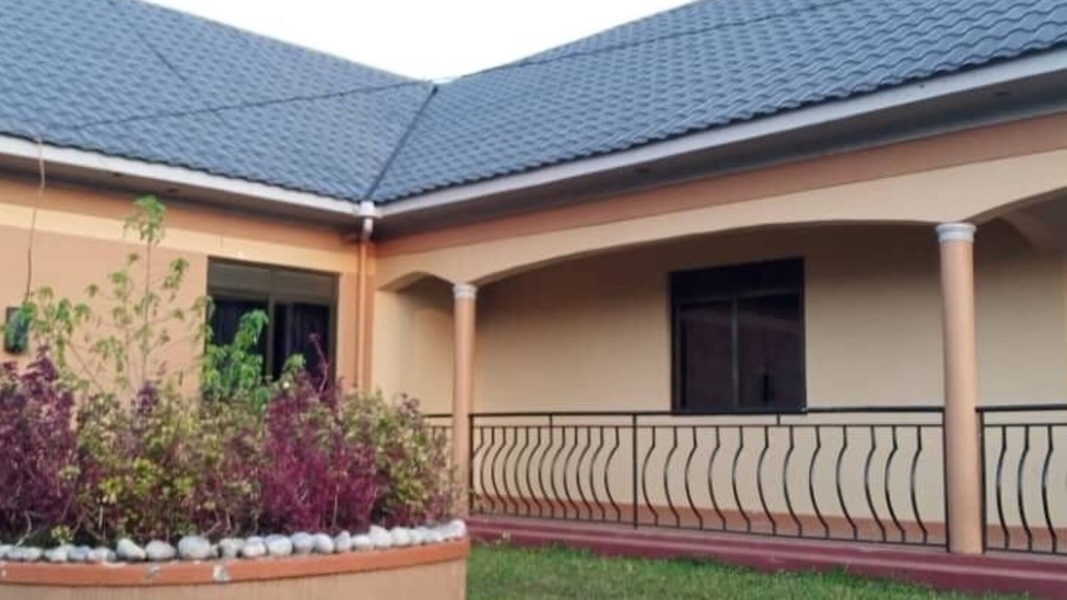 Western Region Villa | The Den Soroti Green