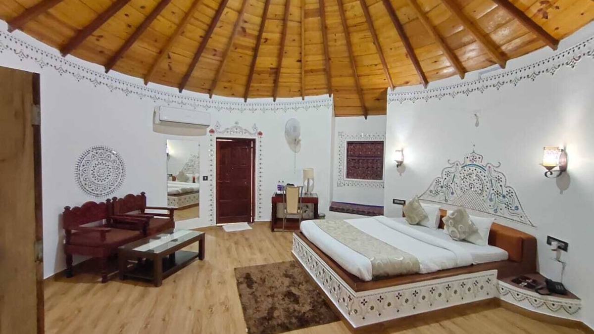 Ahmedgadh Hotel | The Desert Den - Little Rann of Kutch
