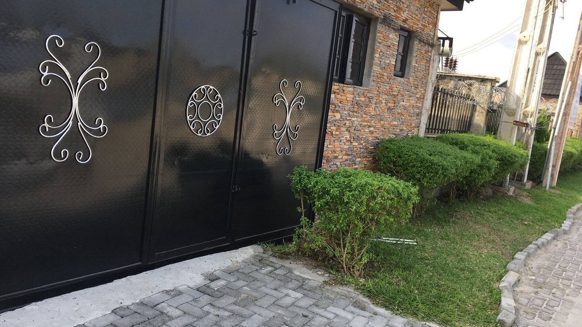 Lekki Apartment | The Diasporan’s 2 bedroom Vacation Home rental .
