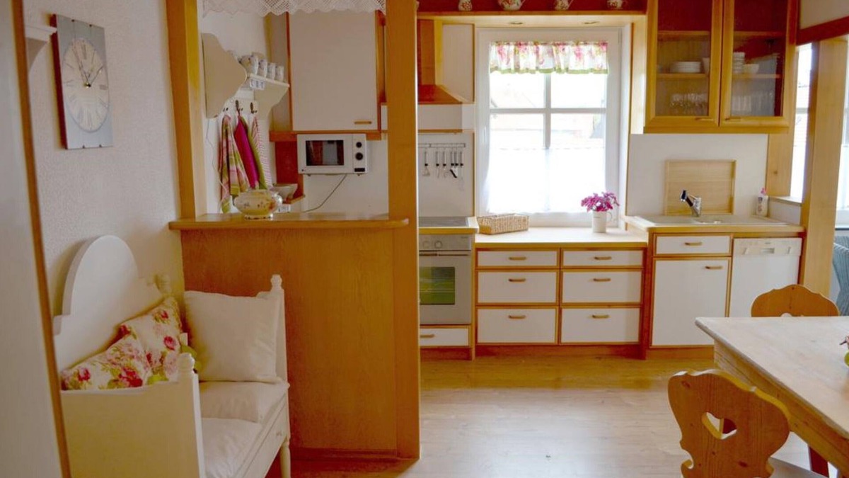 Gruenenbach Apartment | The Dirndl Queen - Apartment - on 2 floors