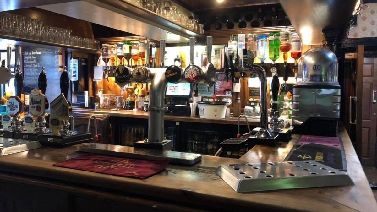 Wordsley Hotel | The Dog & Doublet Inn