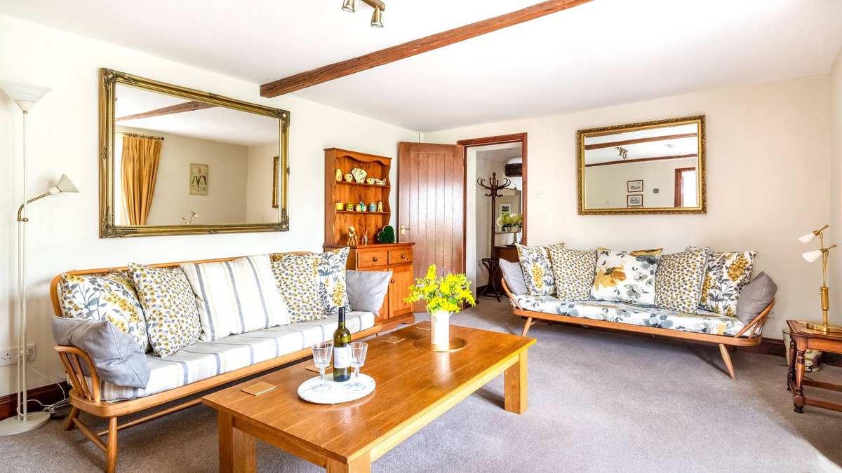 Horsham St Faith House | The Dollery - Two Bedroom House, Sleeps 4