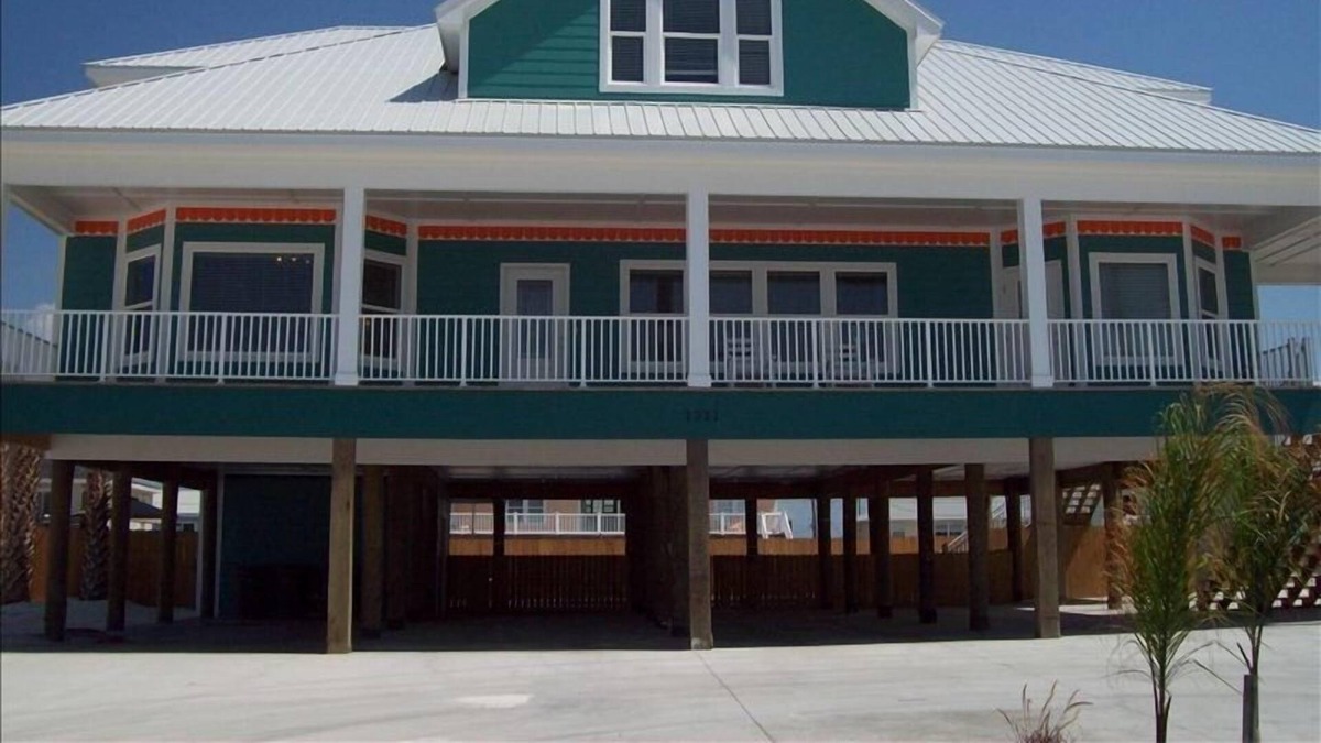 Villa Segunda House | The Dolphin House- Best location for weddings and vacation!