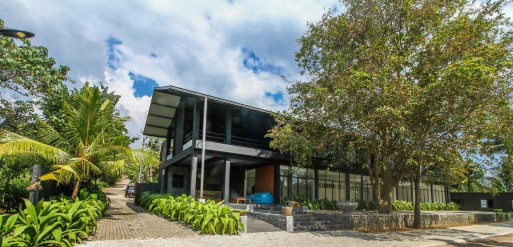 Piliyandala Hotel | The Domain