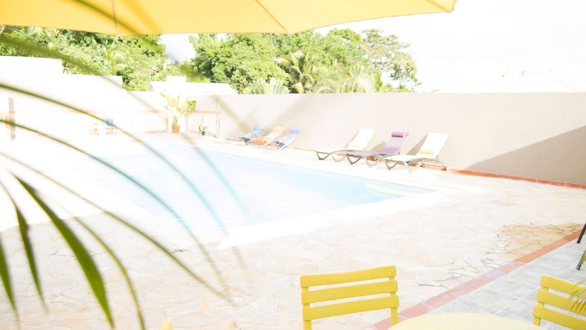 Sainte-Marie Apartment | the domain of titine - Jonquille