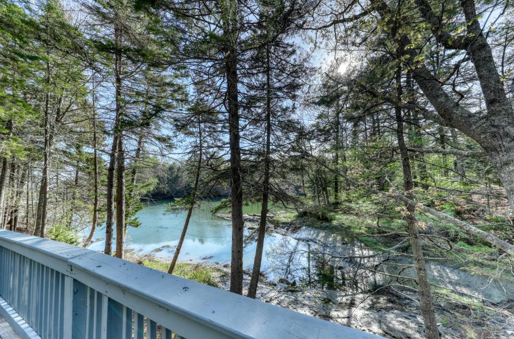 Boothbay House | The Dome House
