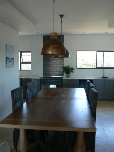 Amanzimtoti Apartment | The Don Lodge