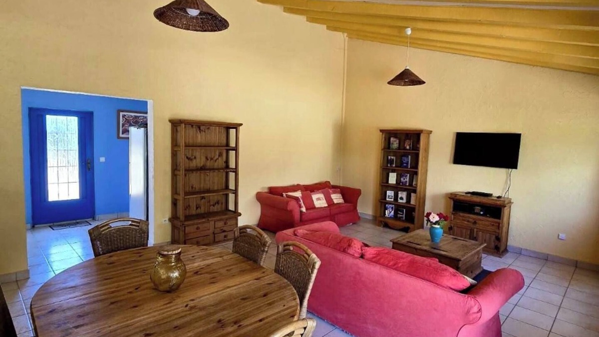 Loriol-sur-Drome House | The dovecote balcony