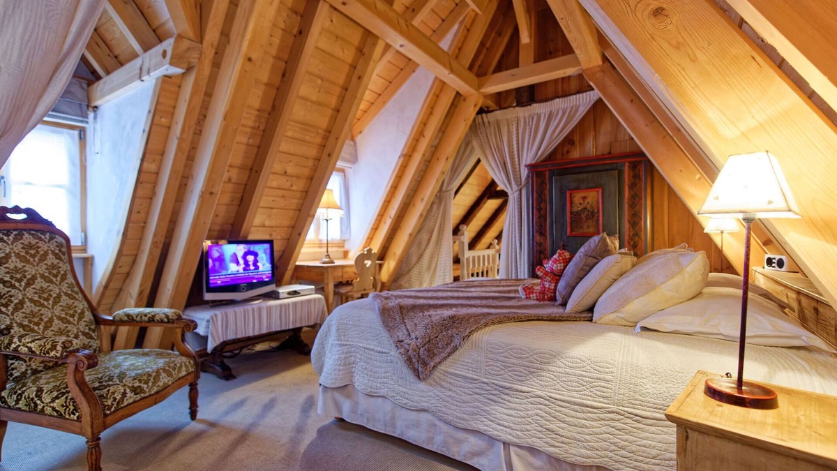 Riquewihr House | The Doves' Nest*, authentic Alsatian house in the rampart of Riquewihr