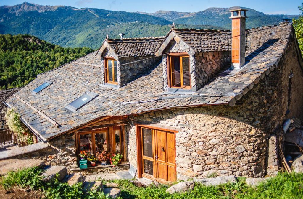 Ascou House | The Dragon Barn - Grenier