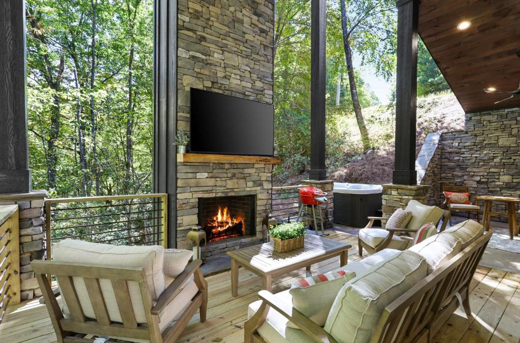 Foxfire Estates House | The Dream Catcher Home