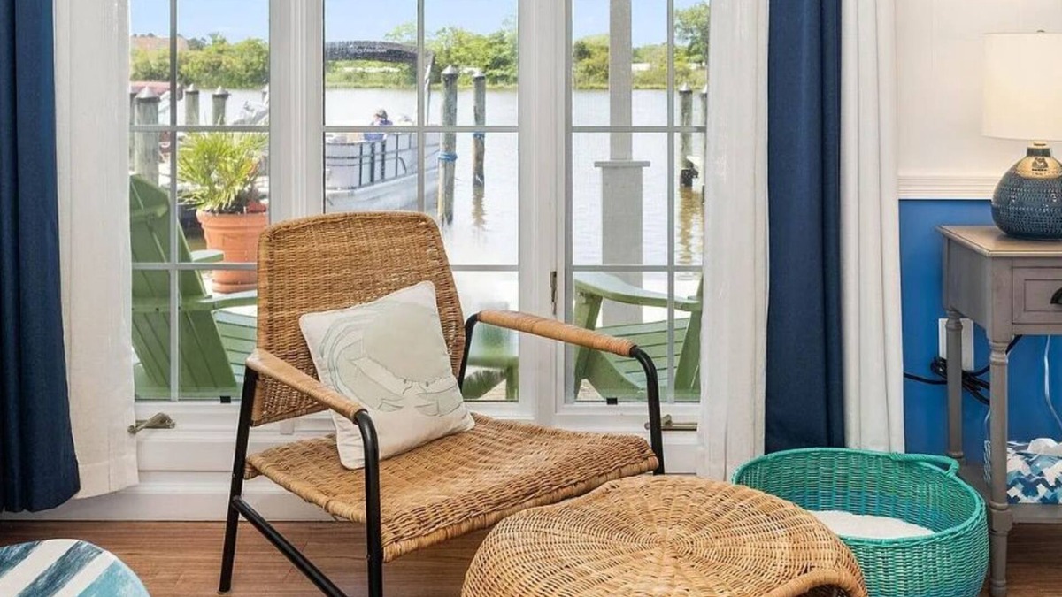 Ocean Pines House | The Drift Inn Cottage at the Inn on Turville Creek