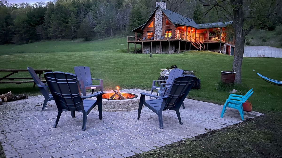 Richland Center Cabin | The Driftless Escape! Modern, large cabin/57 private acres in WI drift less area