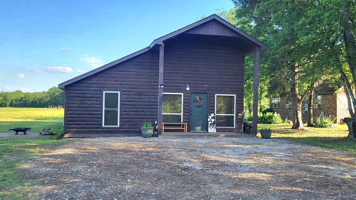 Yorktown Cabin | The Duck Camp