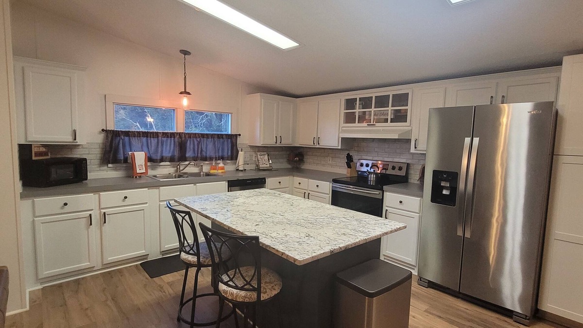 Kedron House | The DW - Spacious and Cozy