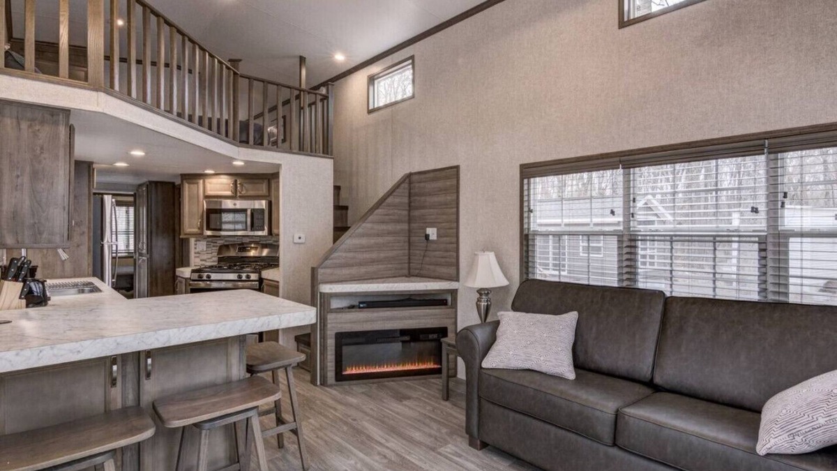 Brill House | The Eagle at Lincolnwood Resort