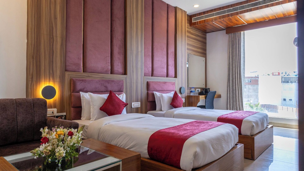 Gomti Nagar Hotel | The Ecstasy Hotel