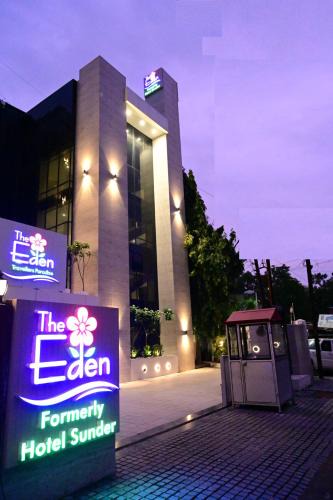 South Tukoganj Hotel | The Eden