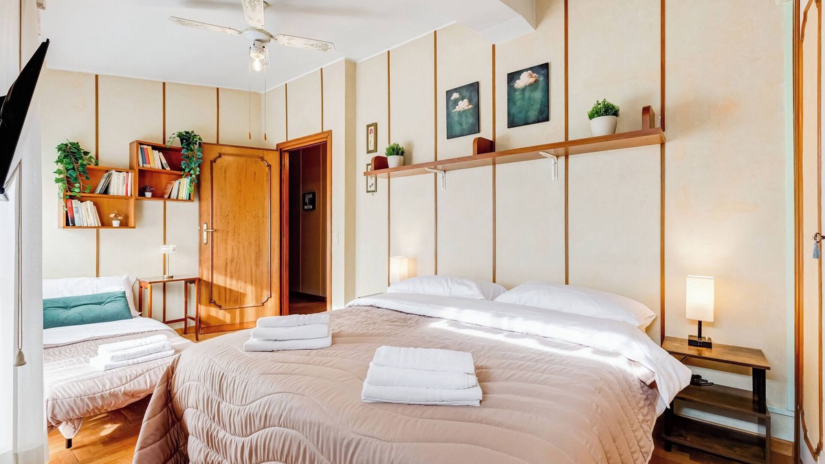 Capannelle Apartment | The Elegant Penthouse: Spacious Penthouse with Parking Space