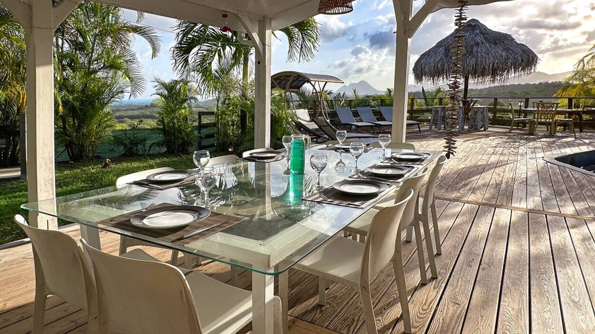 Sainte-Luce Villa | The elegant Villa Cocoon * and its bungalow with superb 180 ° sea views
