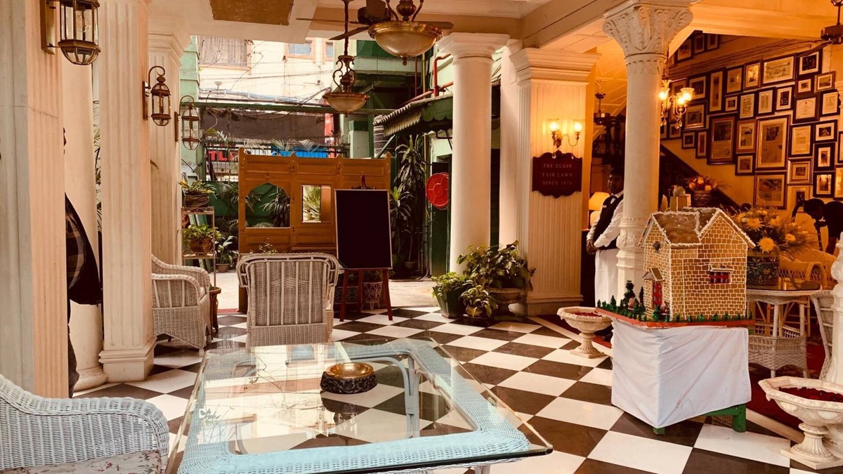 Dharmatala Hotel | The Elgin Fairlawn Kolkata