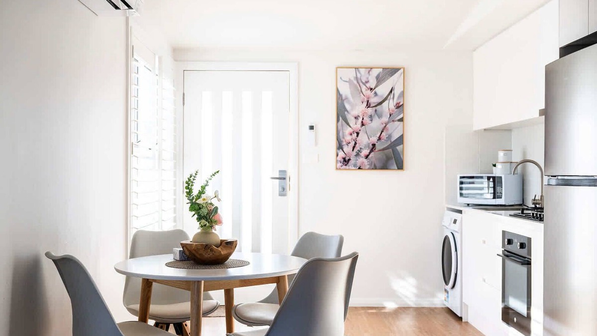 Orange Apartment | The Elm Apartments | The Pink Room