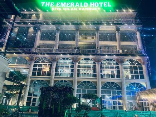 Muzaffarpur Hotel | The Emerald Hotel & Siya Milan Banquets