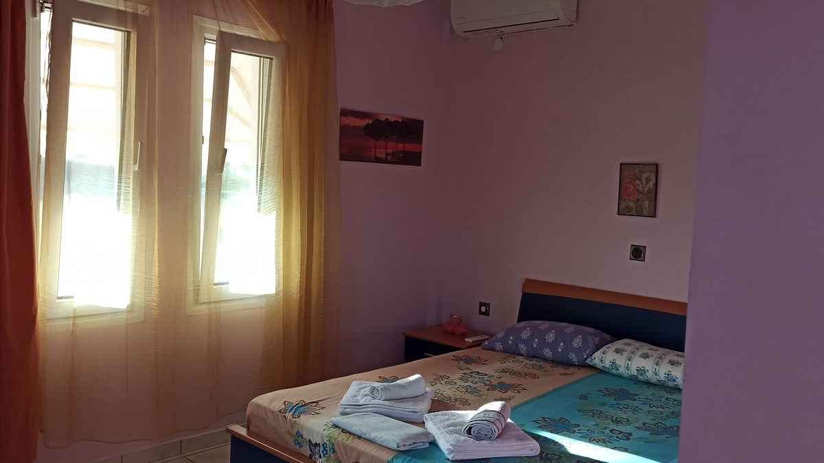 Nea Peramos Cottage | The Emerald Lopi,2km->Ammolofoi beach! Nature's best kept secret