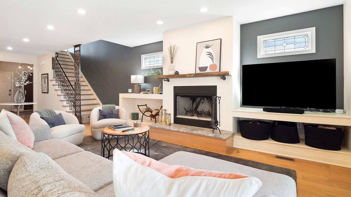 Tremont House | The Emerald Manor | Chef's Kitchen | Movie Room
