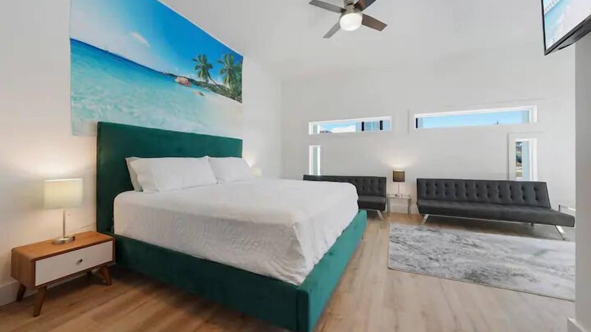 Inlet Beach Condo | "The Emerald" Studio 1-with King bed-Sleeps 2