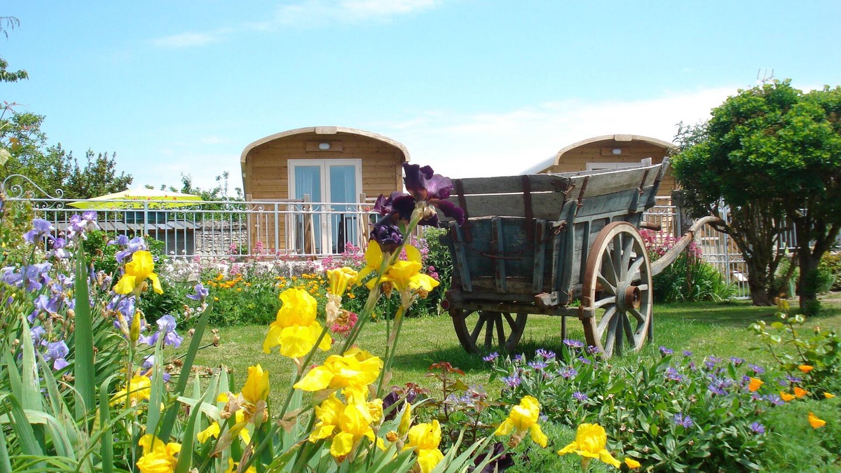 Roiffe Cottage | THE "EMILIE" CARAVAN