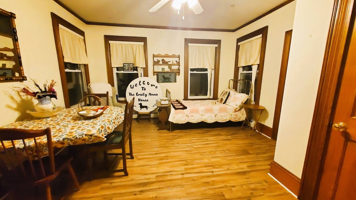 Cornish Apartment | The Emily Anne House