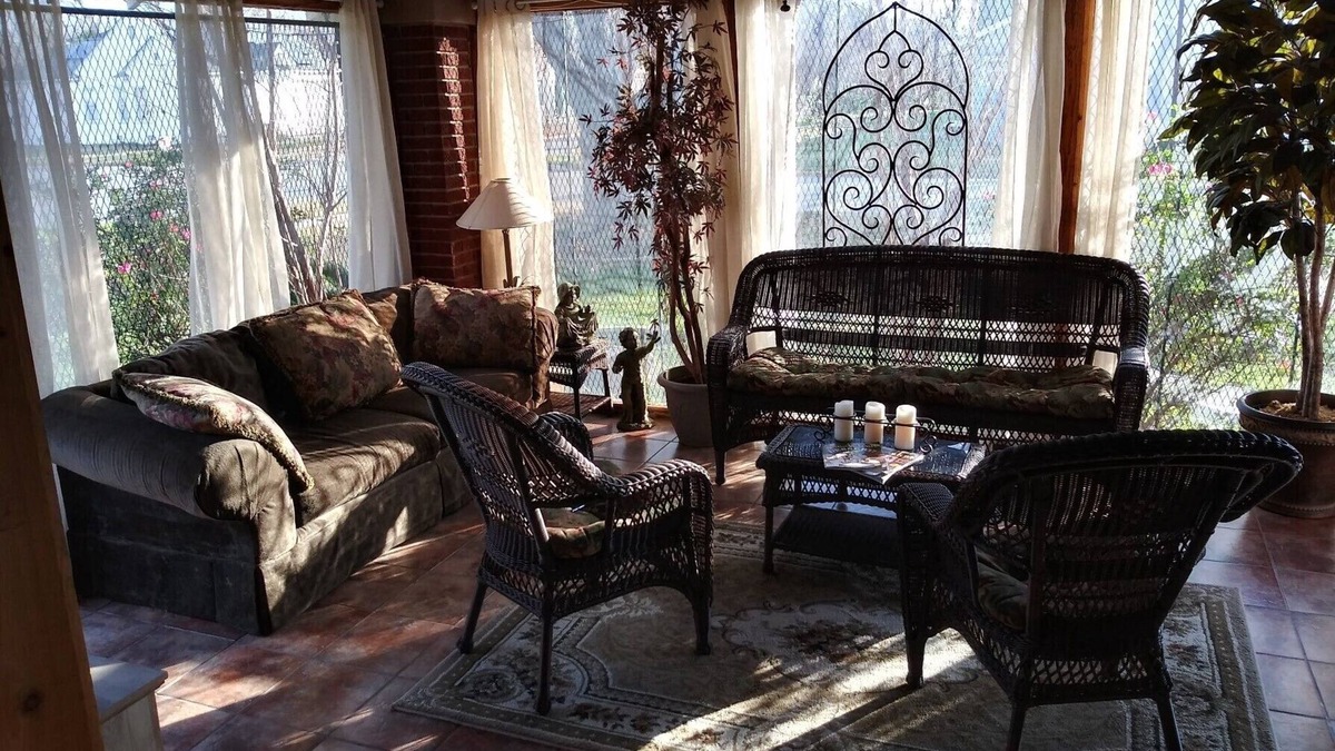 Jefferson House | The Empty Nest