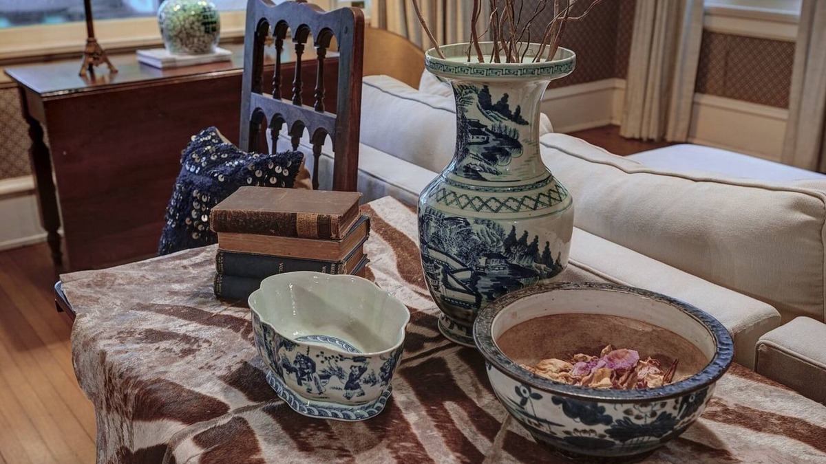 Waxahachie Bed & Breakfast | The English Merchant's Inn
