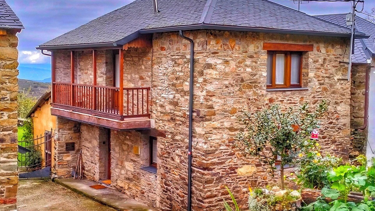 San Cristobal de Valdueza House | The Casina de la Yeye San Cristóbal de Valdueza