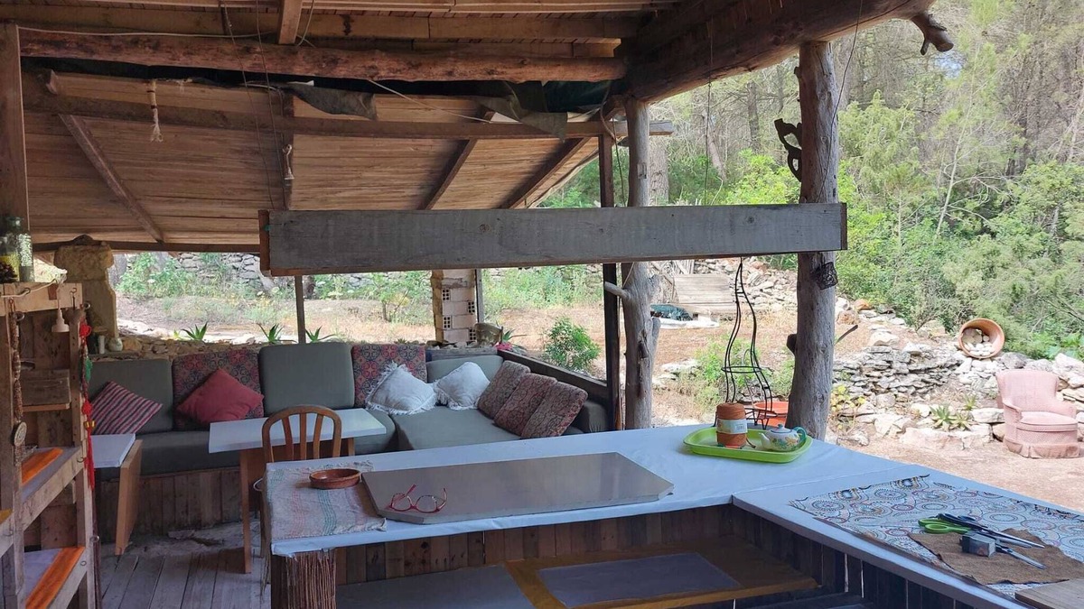 Santa Gertrudis Cabin | The bamboo house in the forest