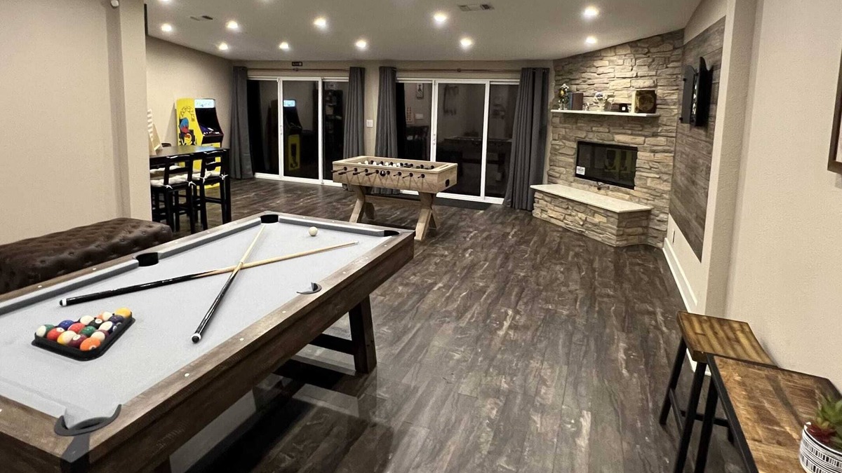 Cross Mountain House | The Escape -Family friendly, Close to Fiesta Texas