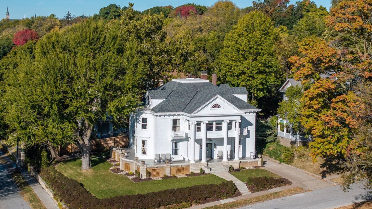 Davenport House | The Estate at Prospect Park