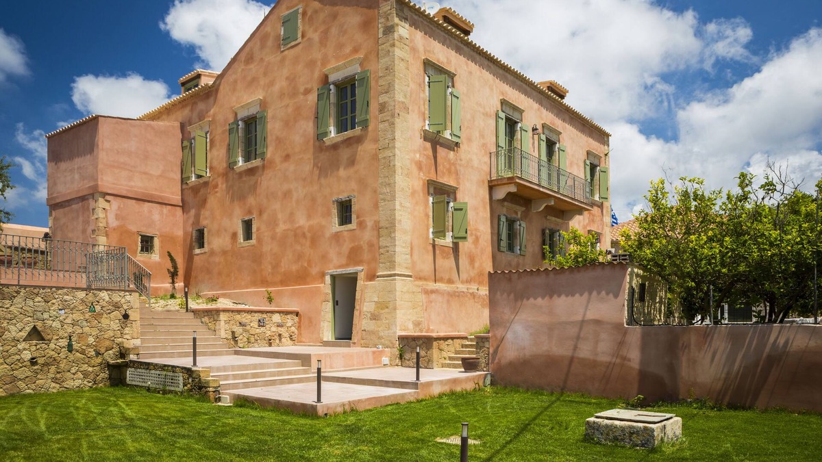 Sarlata House | The Estate - Casa Maravilosa