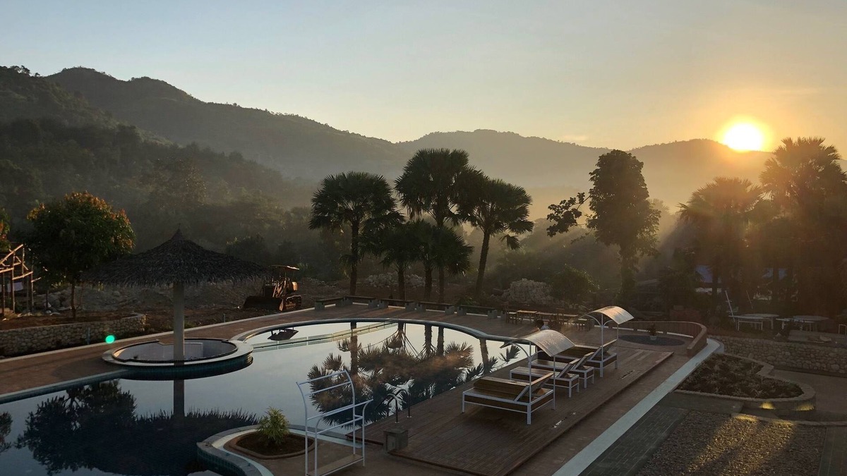 Kin Pun Sakhan Hotel | The Eternity Resort
